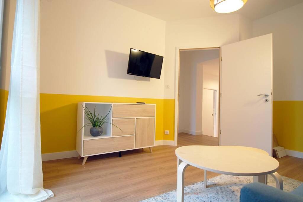 B&B Jaune, Appartement Independant, Parking, Wifi Pres De Strasbourg Ittenheim Экстерьер фото
